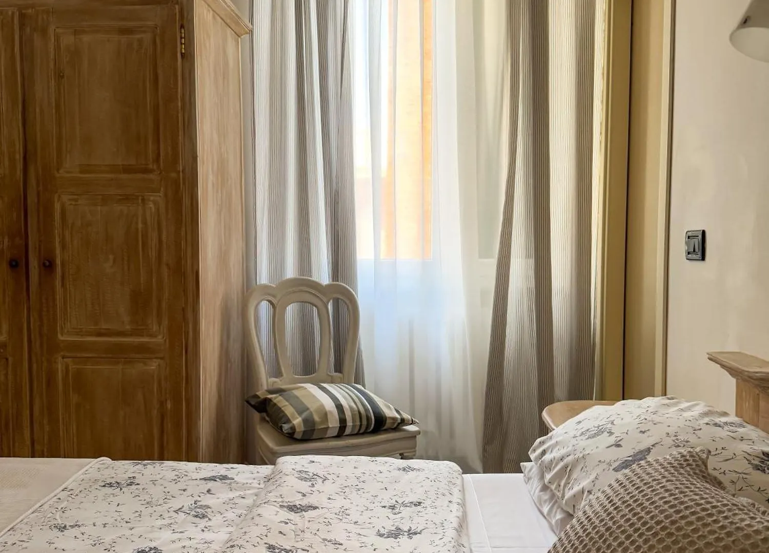 Bed & Breakfast Villa Salvarezza Noli