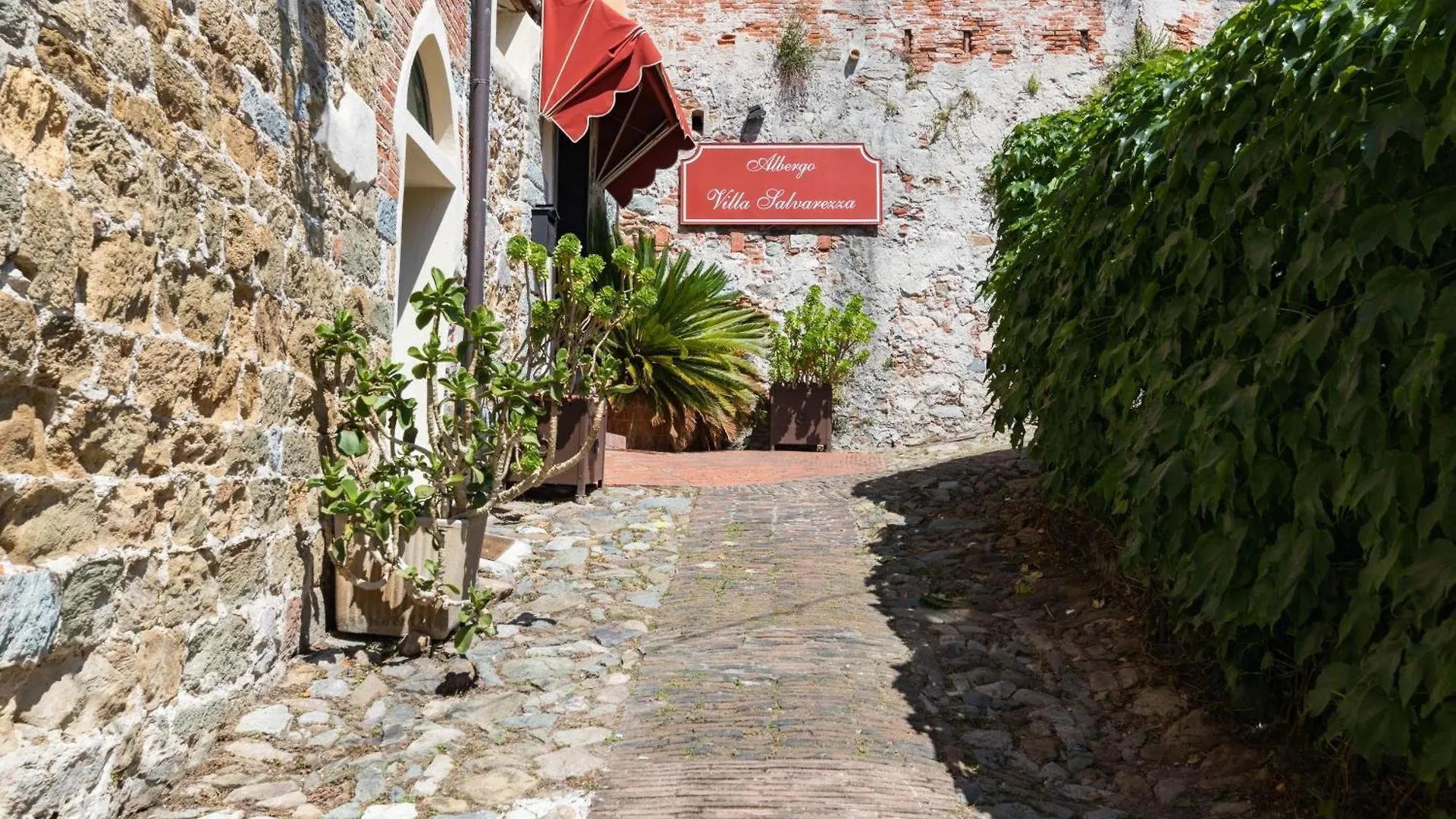Villa Salvarezza location